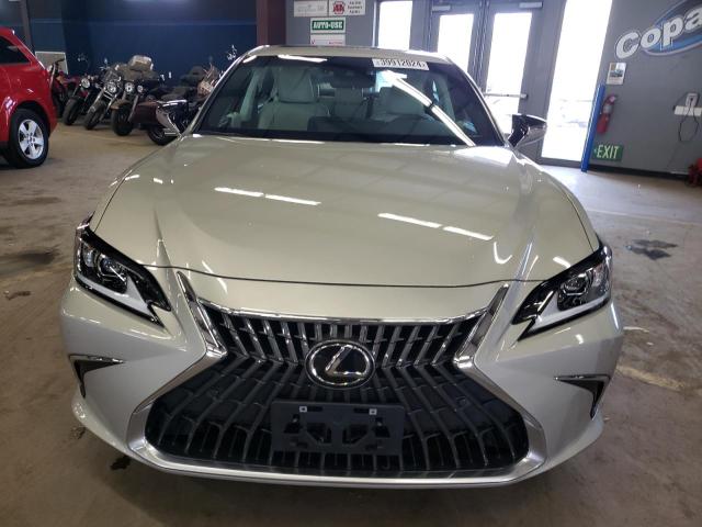 2022 Lexus ES - Image 5