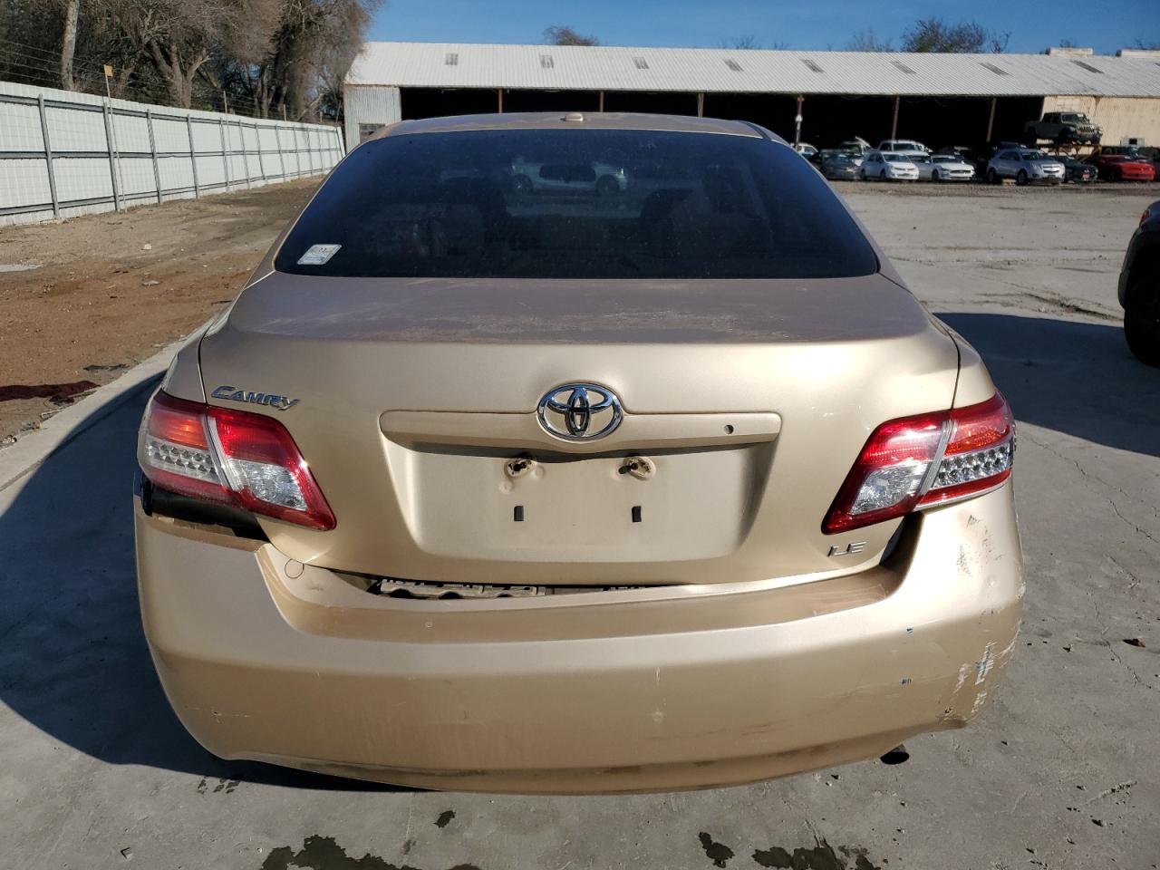 2011 Toyota Camry - Image 6