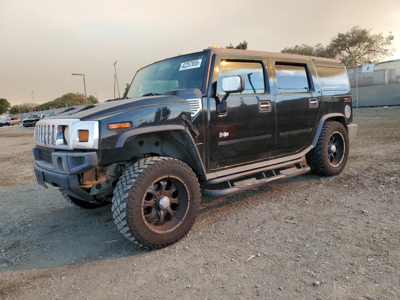 HUMMER H2