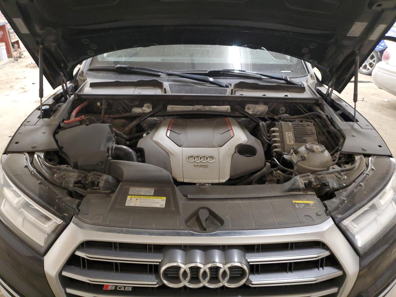 2018 AUDI SQ5 BLACK - Image 12