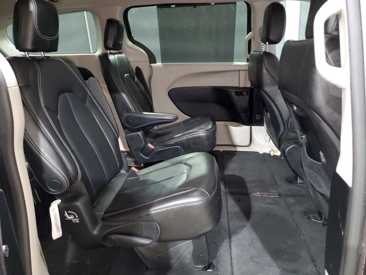 2023 CHRYSLER PACIFICA - Image 11