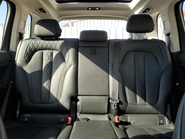 2023 BMW X7 - Image 11