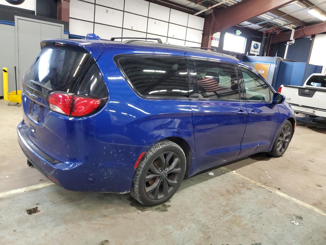 2019 CHRYSLER PACIFICA - Image 3