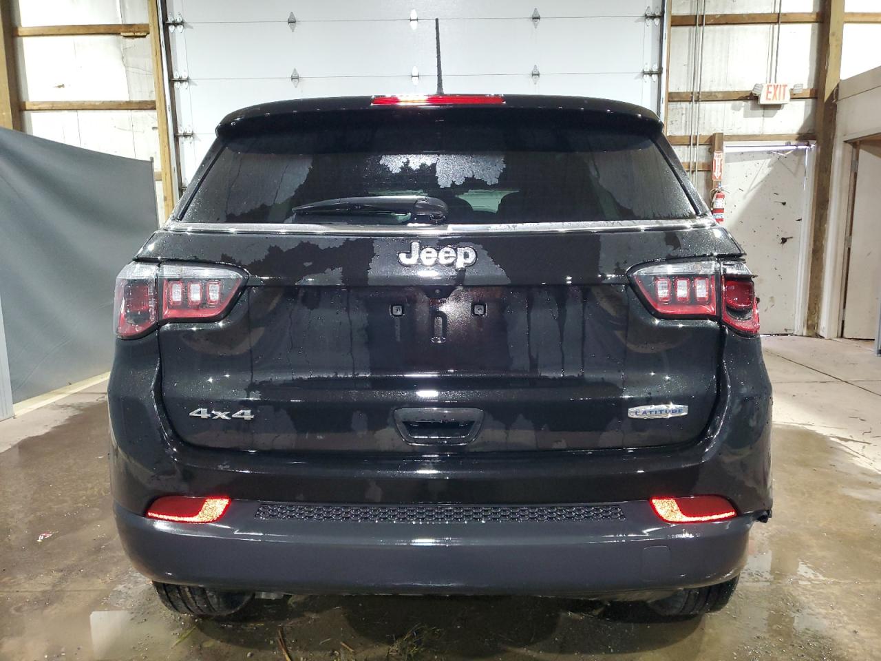 2024 Jeep Compass - Image 6