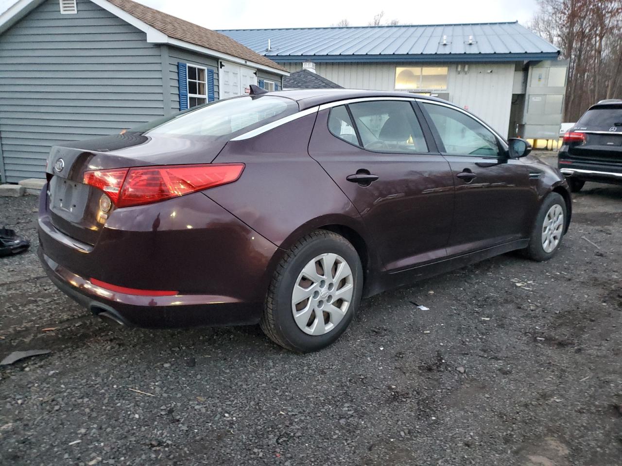 2011 KIA OPTIMA BURGUNDY - Image 3