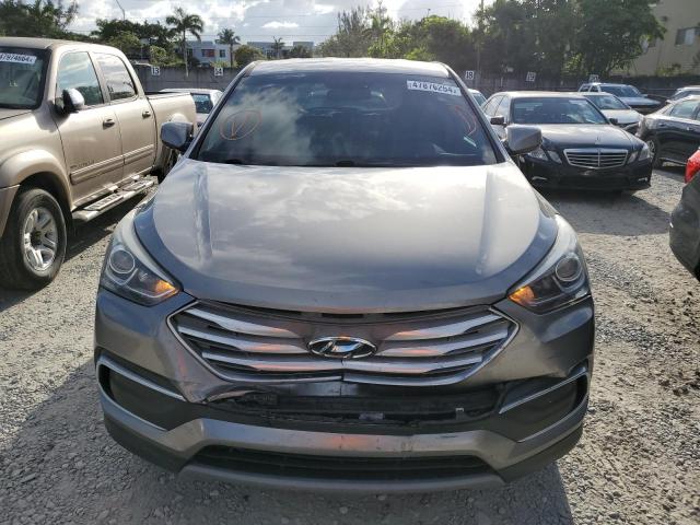2018 Hyundai santa fe - Image 5
