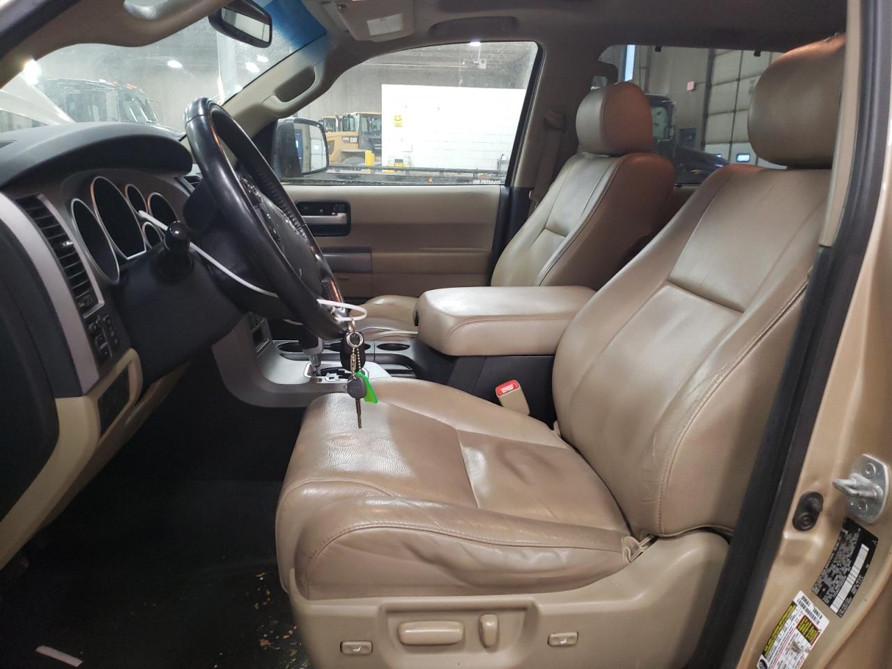2012 TOYOTA SEQUOIA - Image 7
