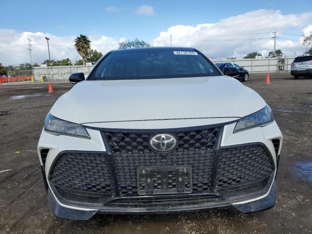 2021 Toyota AVALON - Image 5