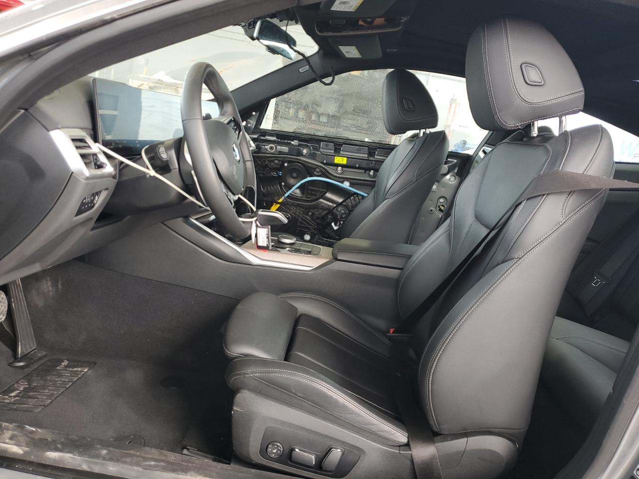 2025 BMW 4 Series - Image 7