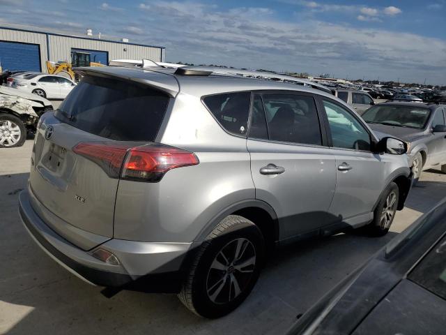 2016 Toyota RAV4 - Image 3