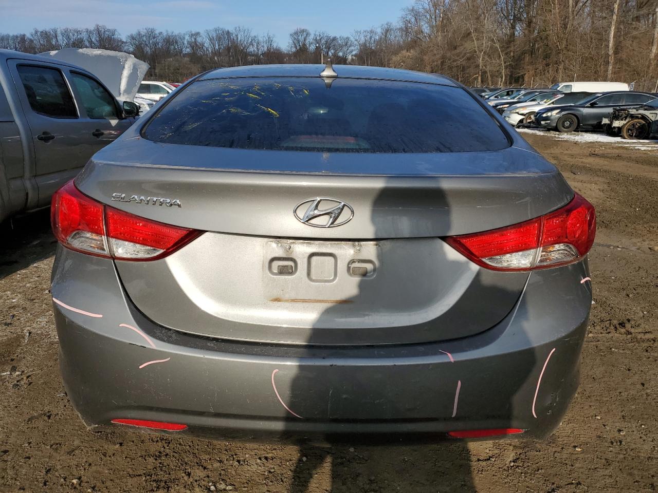 2013 Hyundai Elantra - Image 6