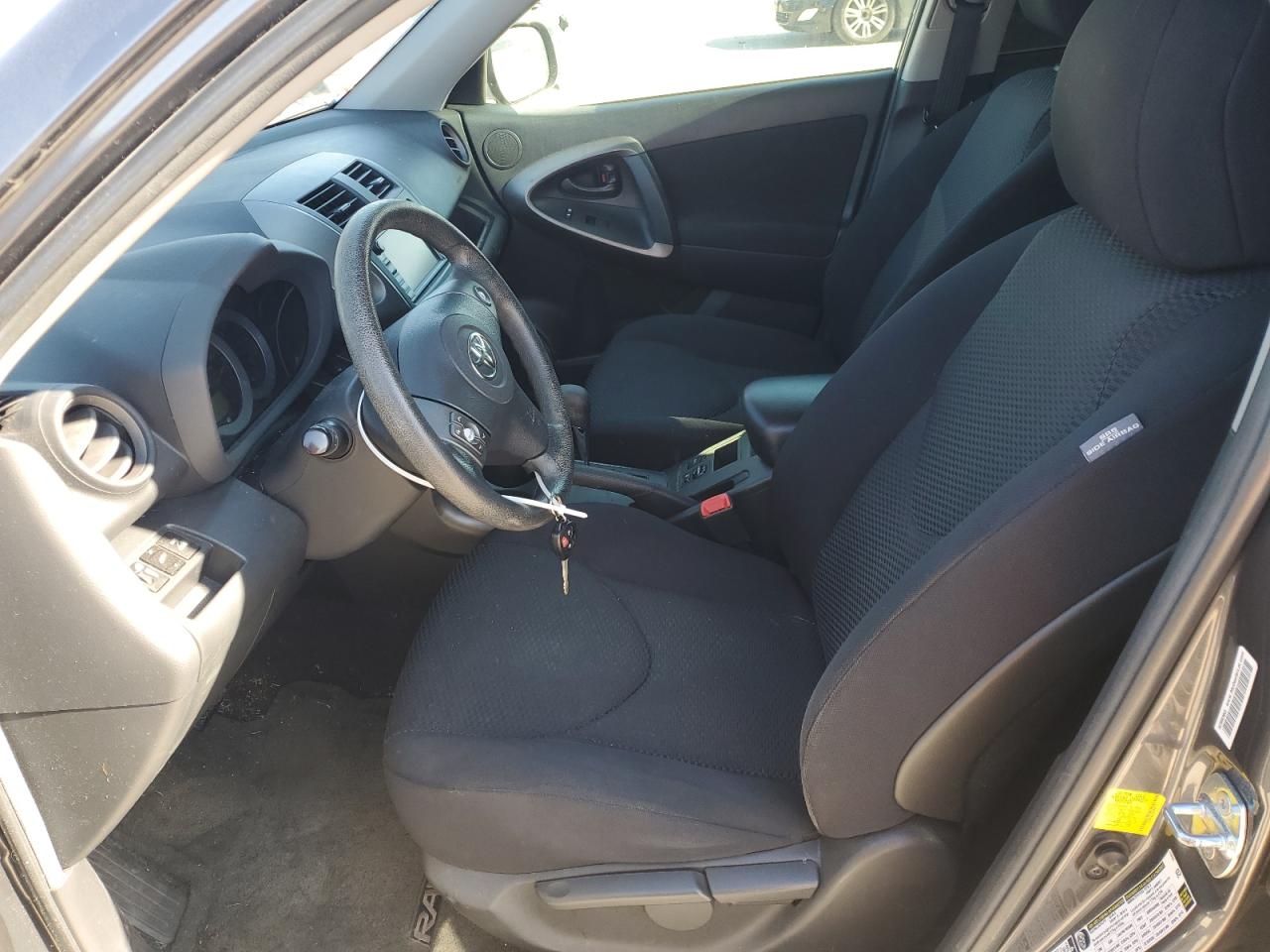2011 Toyota RAV4 - Image 7