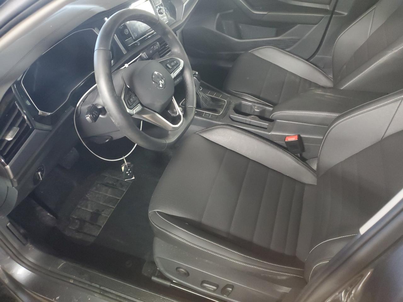 2024 Volkswagen Jetta - Image 7