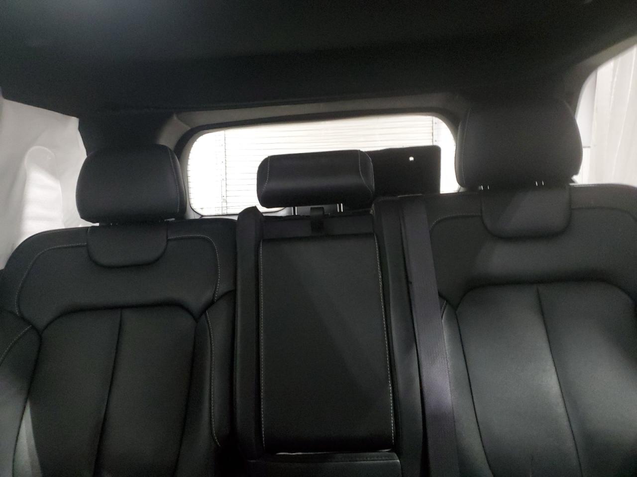 2024 Jeep Grand Cherokee - Image 10