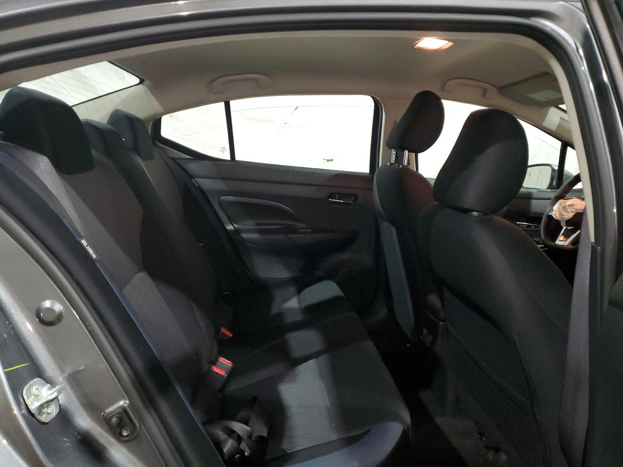 2024 NISSAN VERSA - Image 10