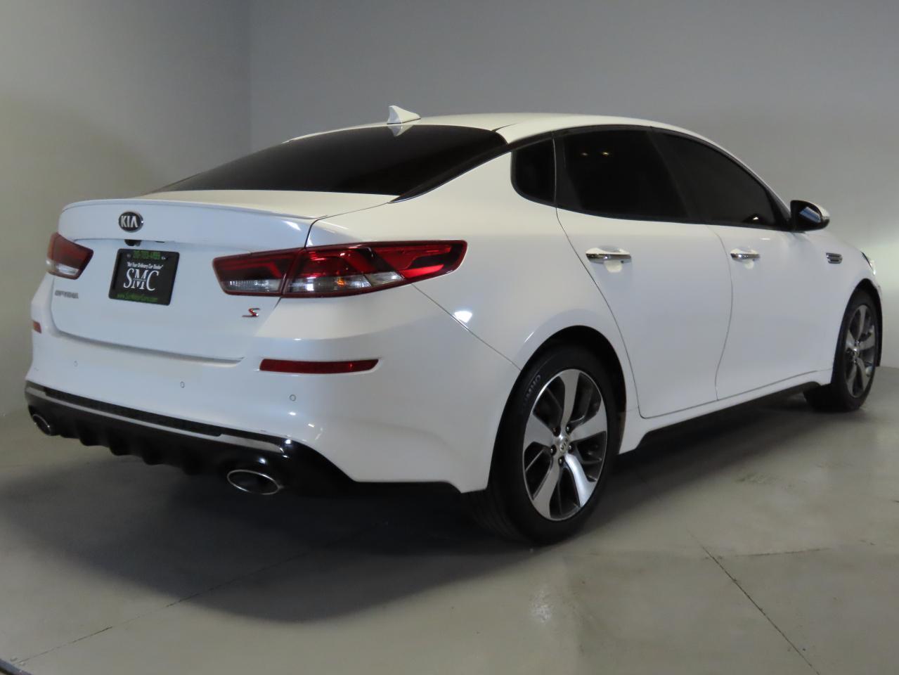 2020 Kia Optima - Image 3