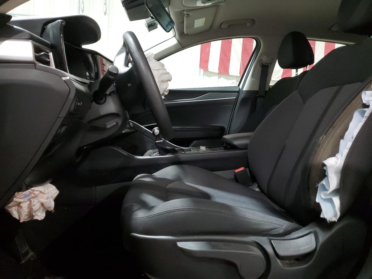 2022 KIA K5 - Image 7