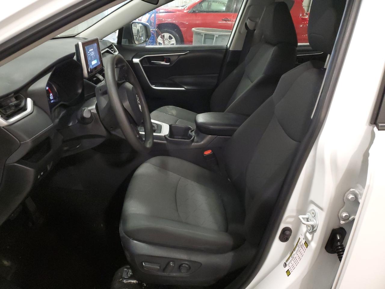 2024 TOYOTA RAV4 - Image 7