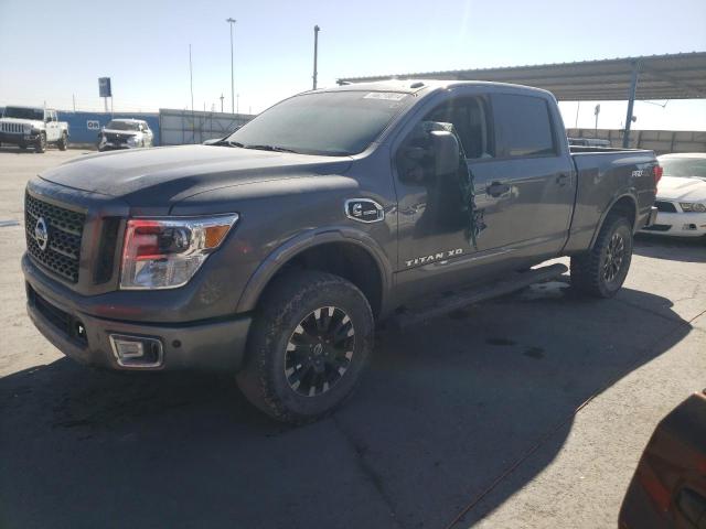 Nissan TITAN