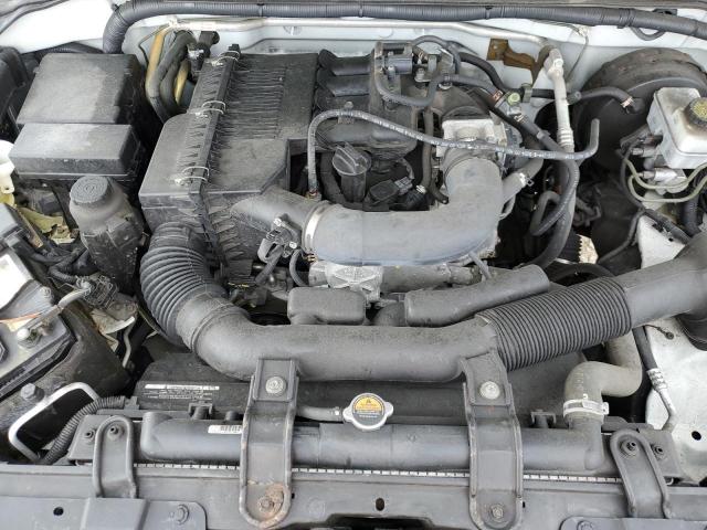 2018 Nissan FRONTIER - Image 11