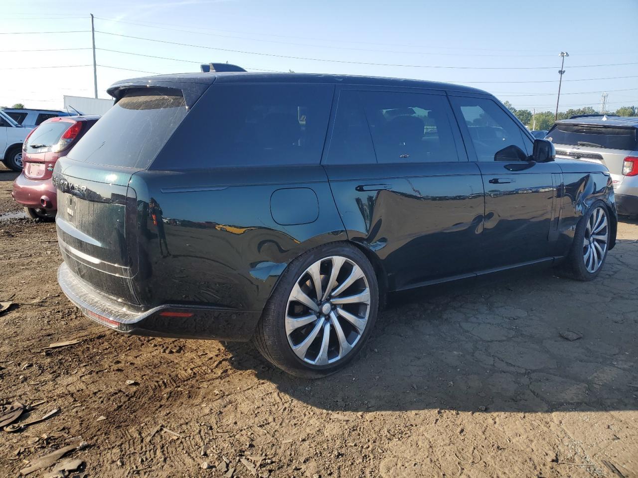 2024 Land Rover Range Rover Vogue - Image 5