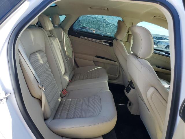 2016 Ford FUSION - Image 10
