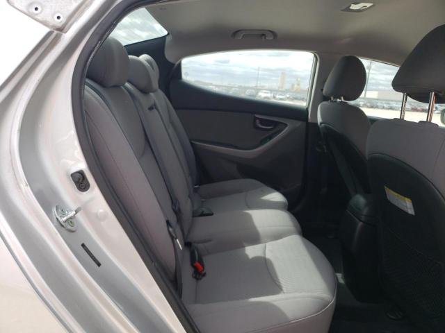 2015 Hyundai Elantra - Image 10