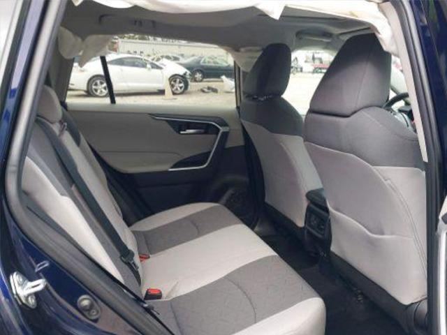 2020 Toyota RAV4 - Image 7
