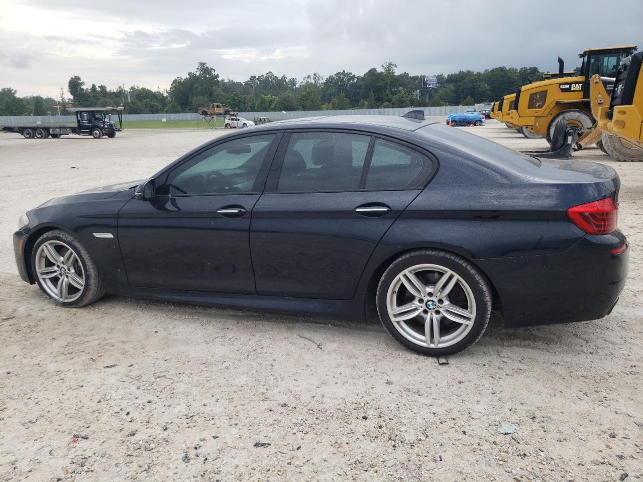 2014 BMW 5 Series - Image 2