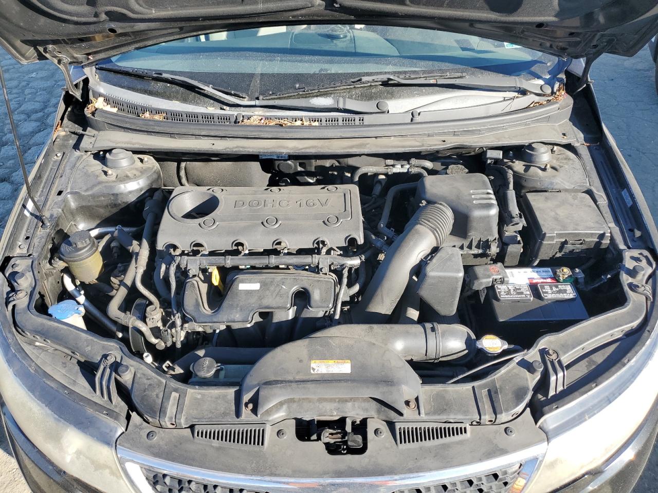 2011 KIA FORTE BLACK - Image 11