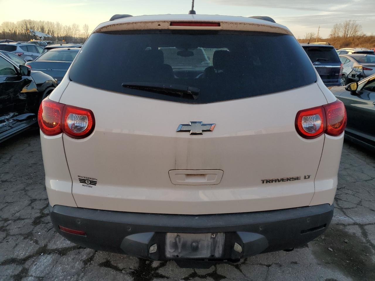 2011 CHEVROLET TRAVERSE - Image 6
