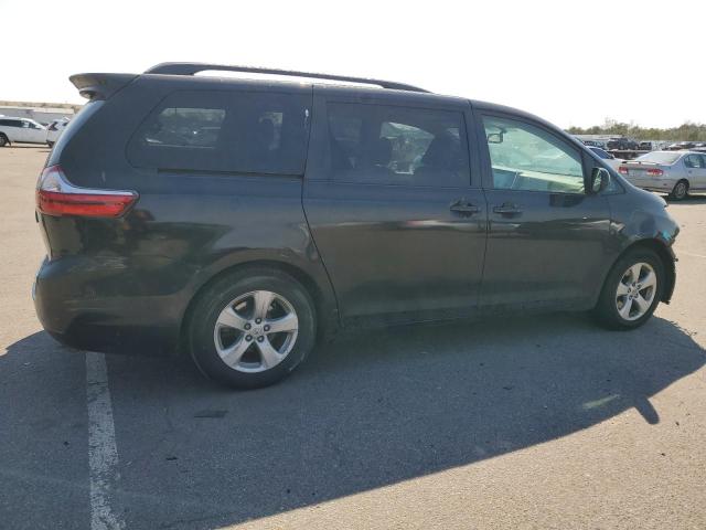 2016 Toyota SIENNA - Image 3