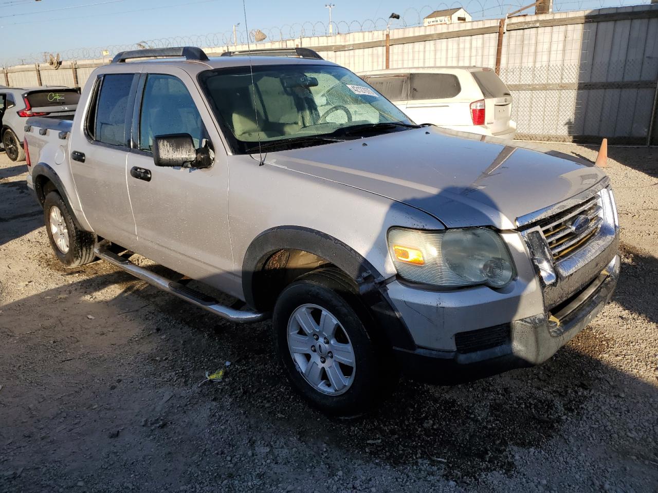 2007 Ford Explorer - Image 4