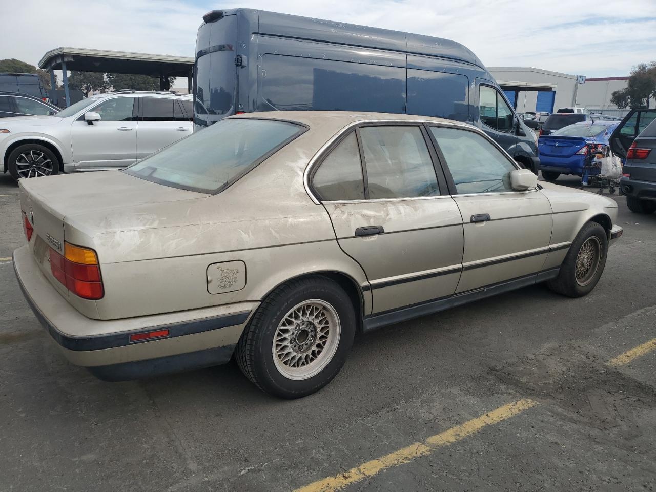 1990 BMW 5 SERIES GOLD - Image 3