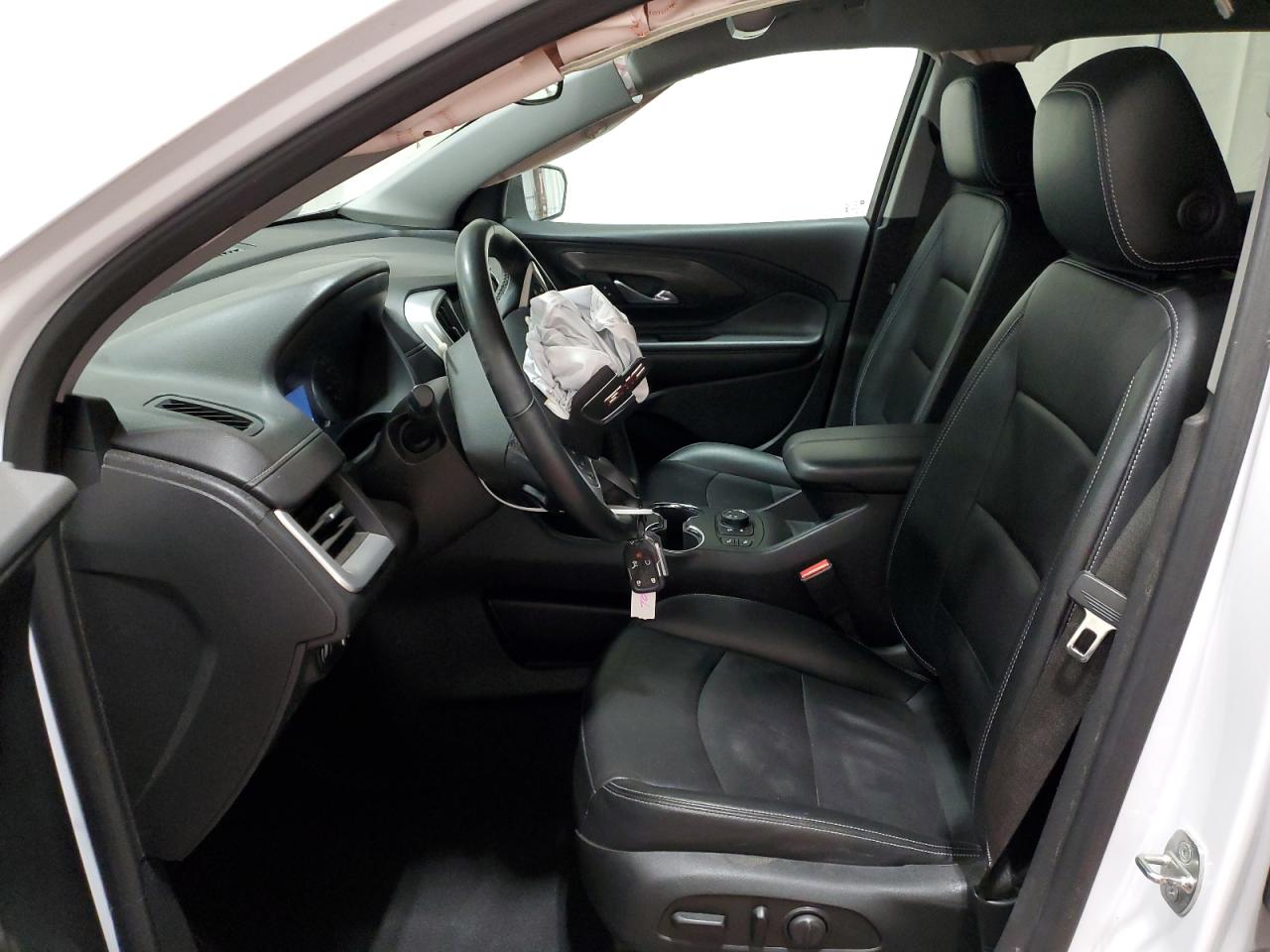2023 GMC TERRAIN - Image 7