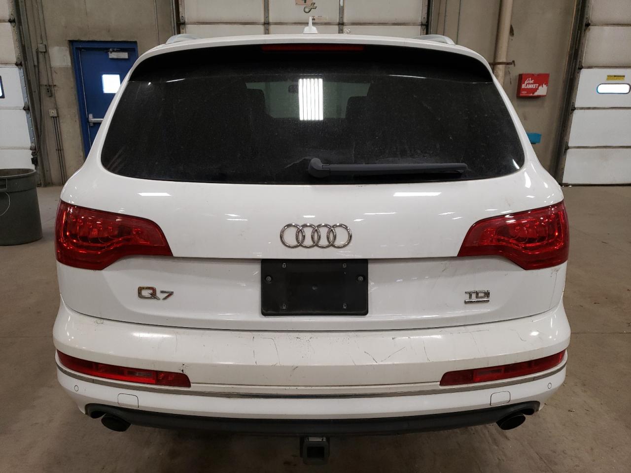 2012 AUDI Q7 - Image 6