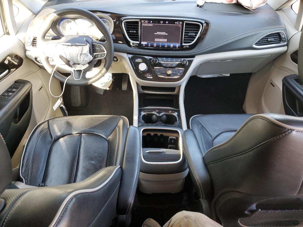 2022 CHRYSLER PACIFICA - Image 8