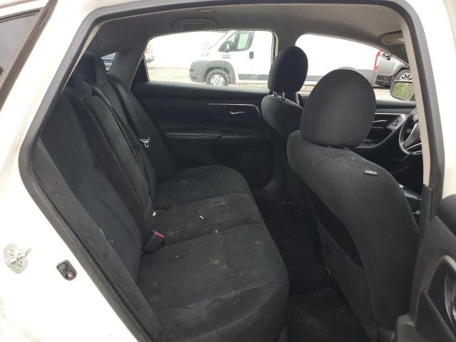2015 Nissan ALTIMA - Image 10