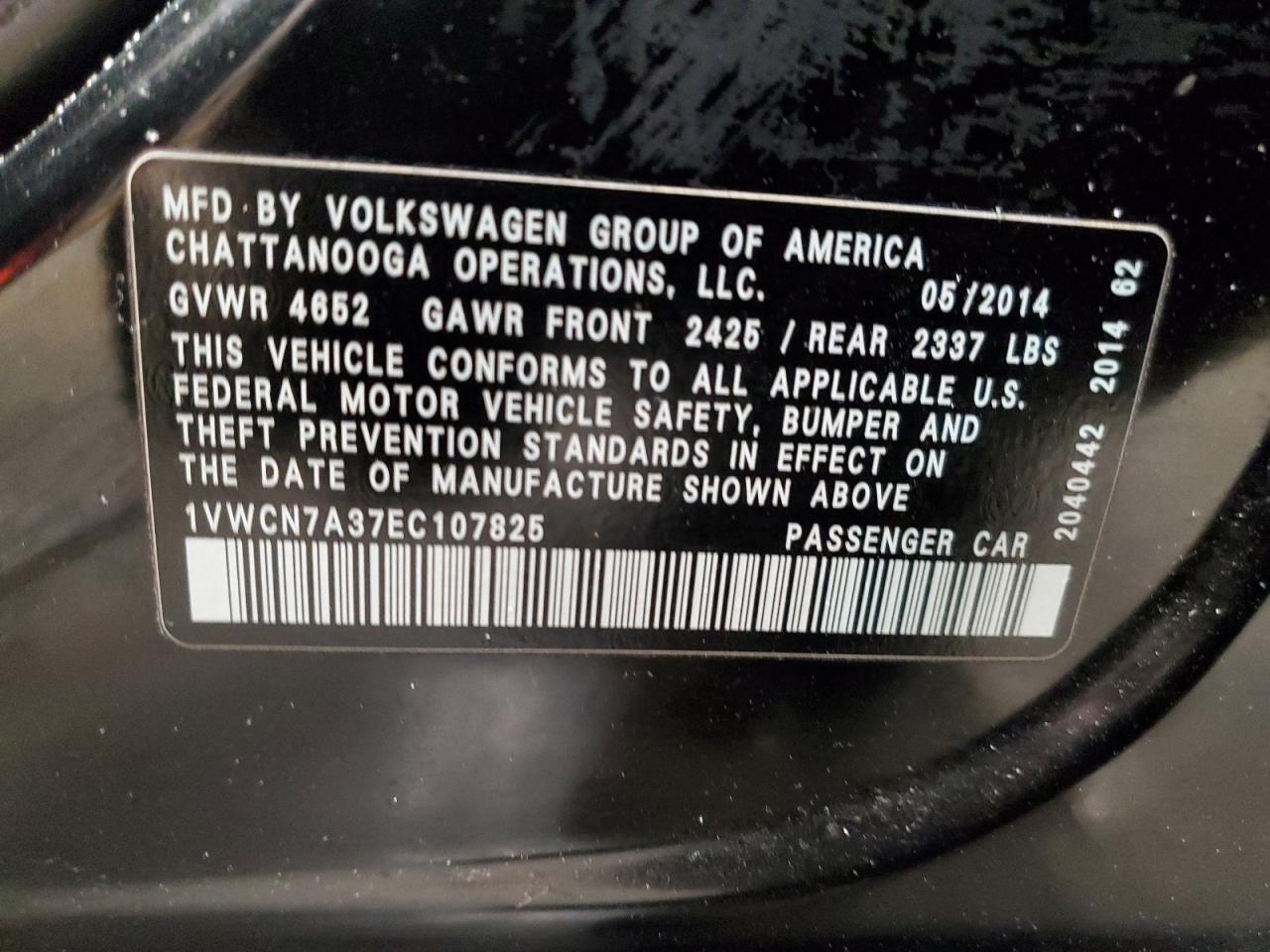 2014 Volkswagen Passat - Image 12