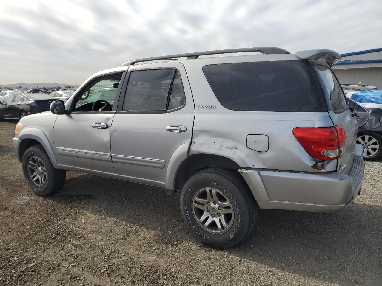 2007 TOYOTA SEQUOIA - Image 2