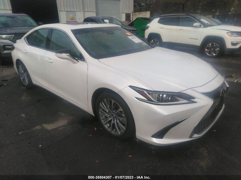 2020 Lexus ES350 - Image 3