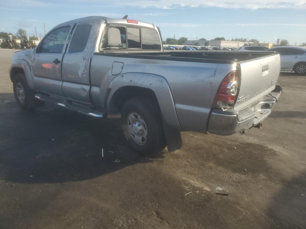 2015 TOYOTA TACOMA PRE SILVER - Image 2