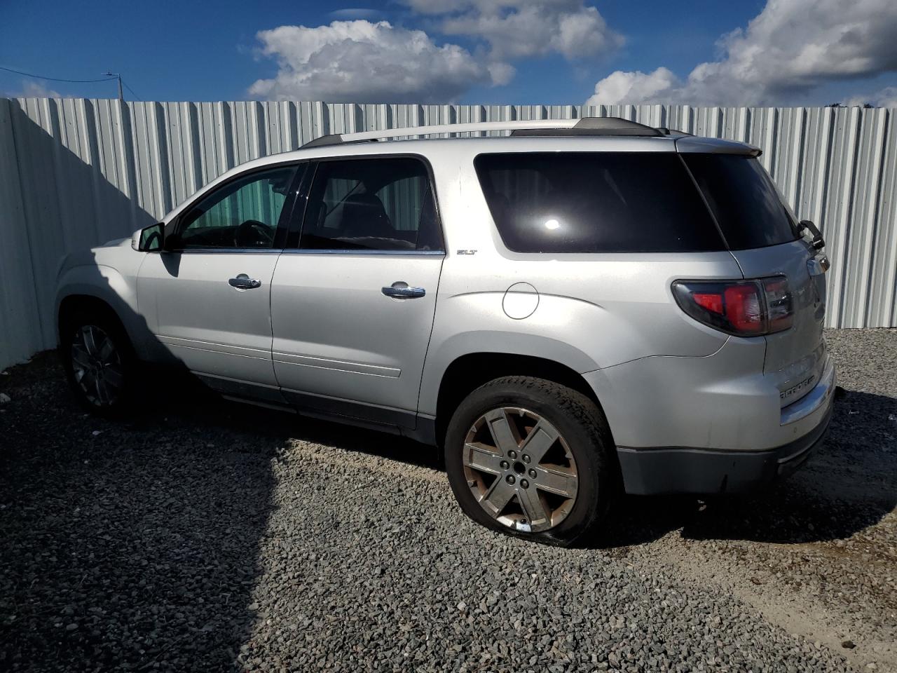 2017 GMC Acadia - Image 2