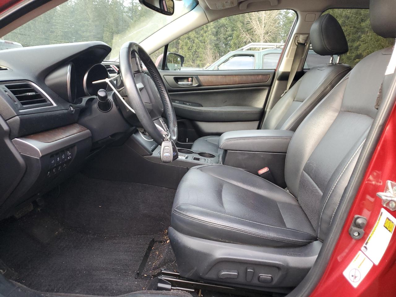 2015 SUBARU OUTBACK - Image 8