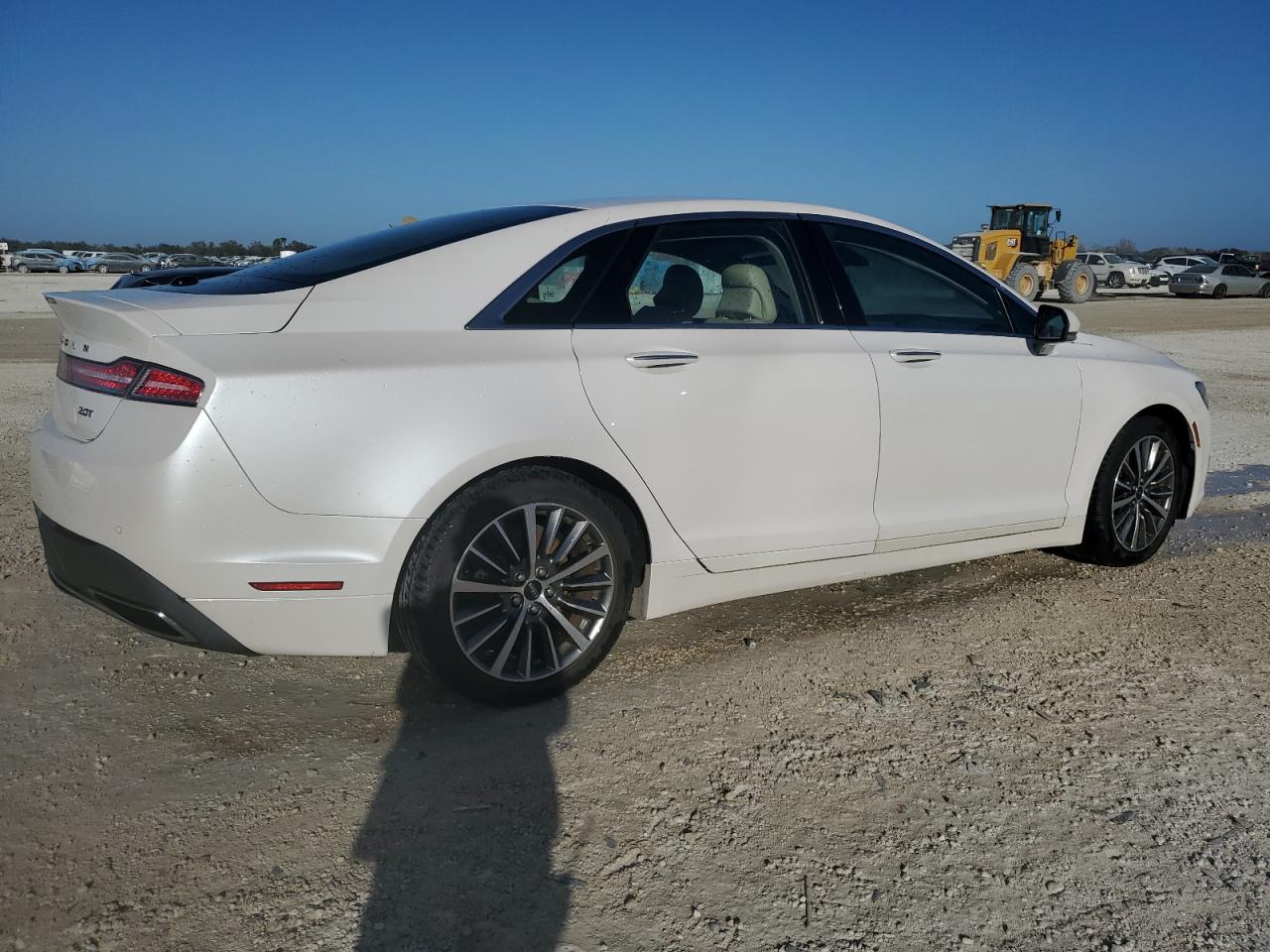 2019 LINCOLN MKZ - Image 3