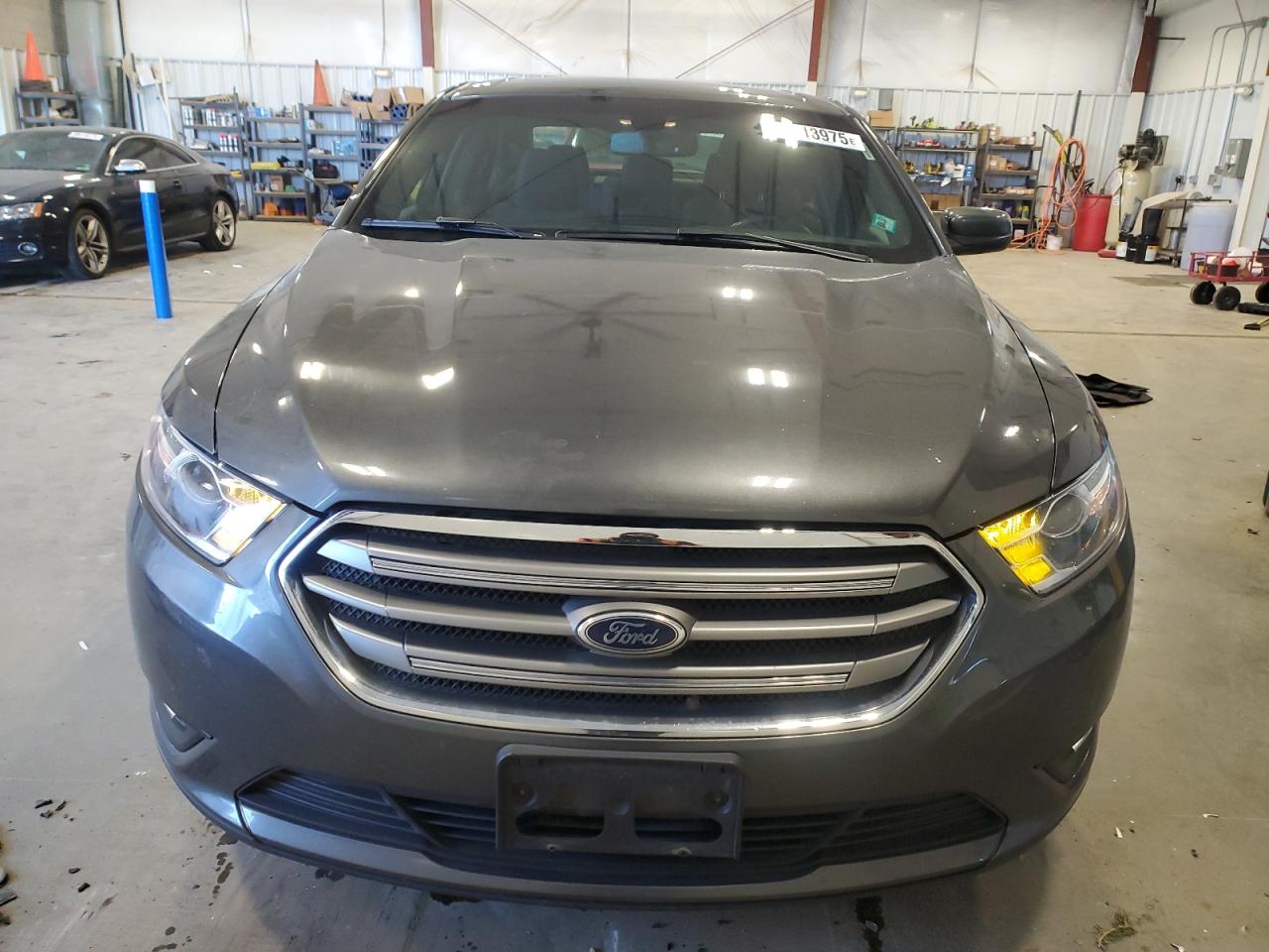 2015 Ford Taurus SEL - Image 5