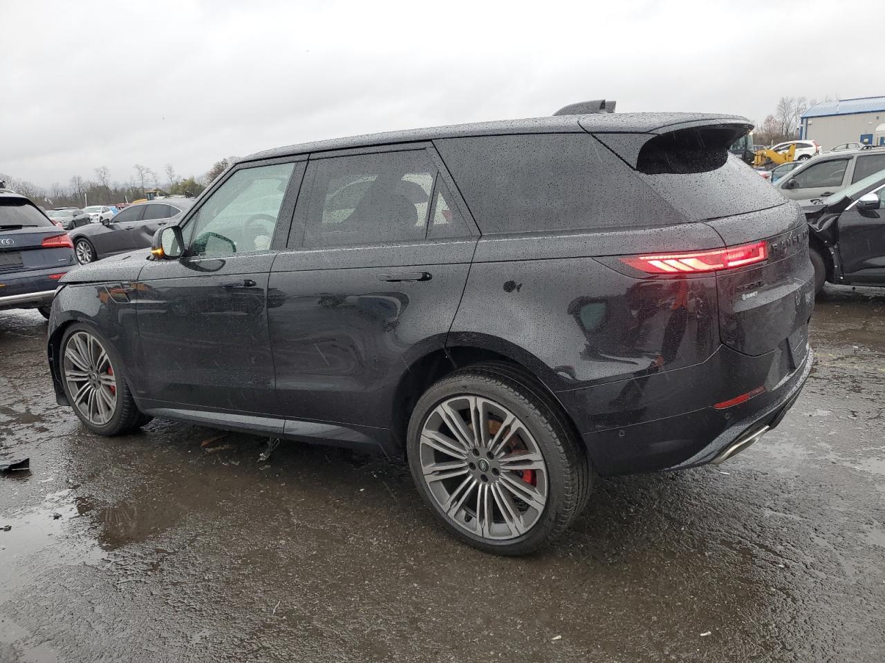 2024 Land Rover Range Rover Sport - Image 4