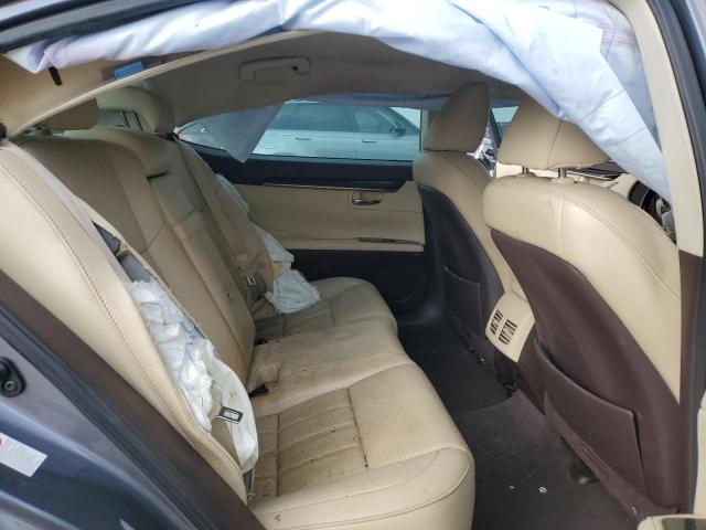2017 Lexus ES - Image 10