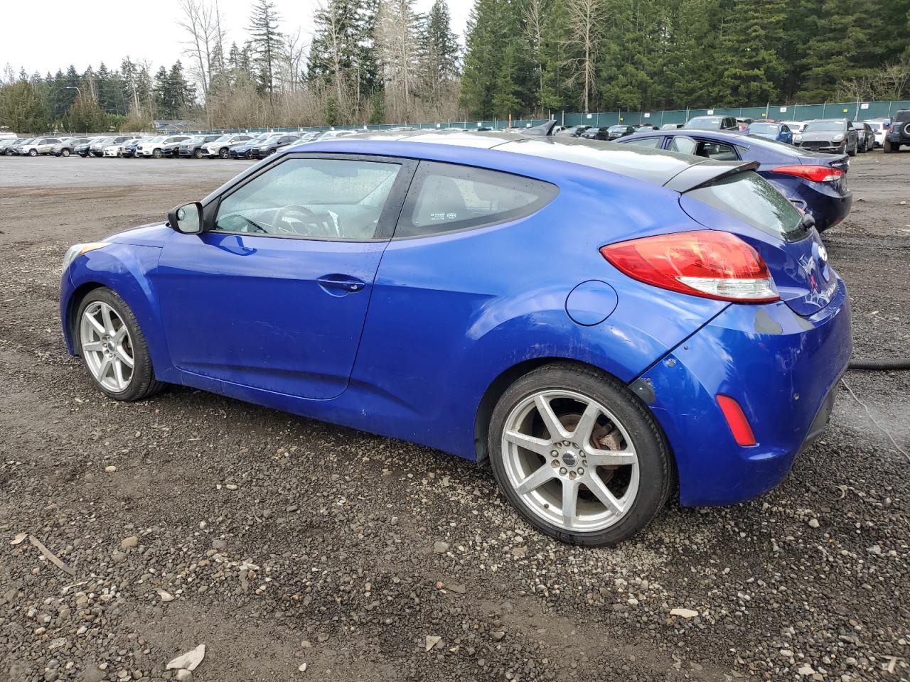 2012 HYUNDAI VELOSTER BLUE - Image 2