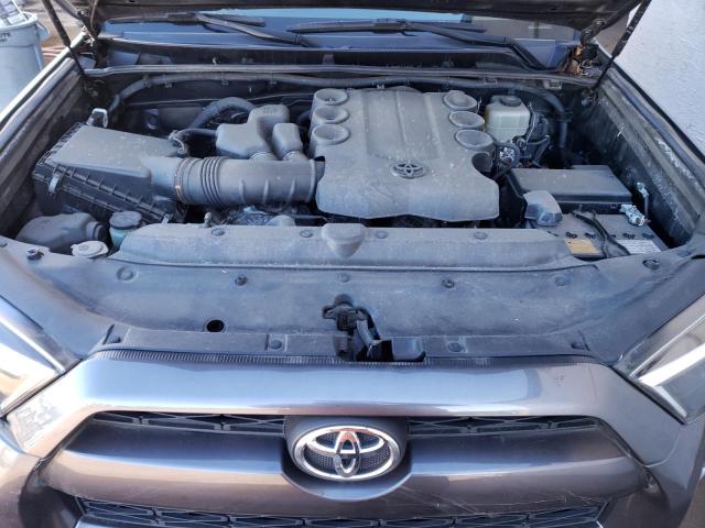 2017 Toyota 4RUNNER - Image 12